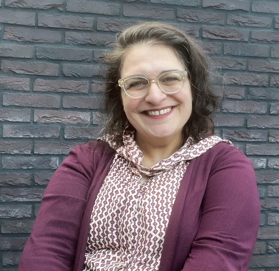 Dr. Céline Nicole-de Groot Founder & CEO Continuums- LED